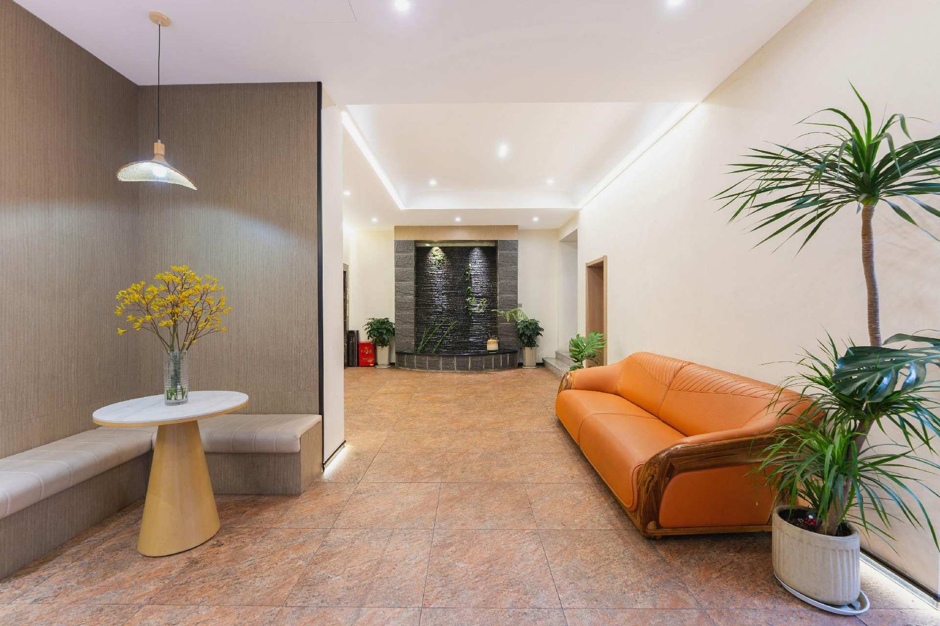STARRY·Xingcheng·LIVEIN Hotel (Congyuan Road Metro Station Branch)