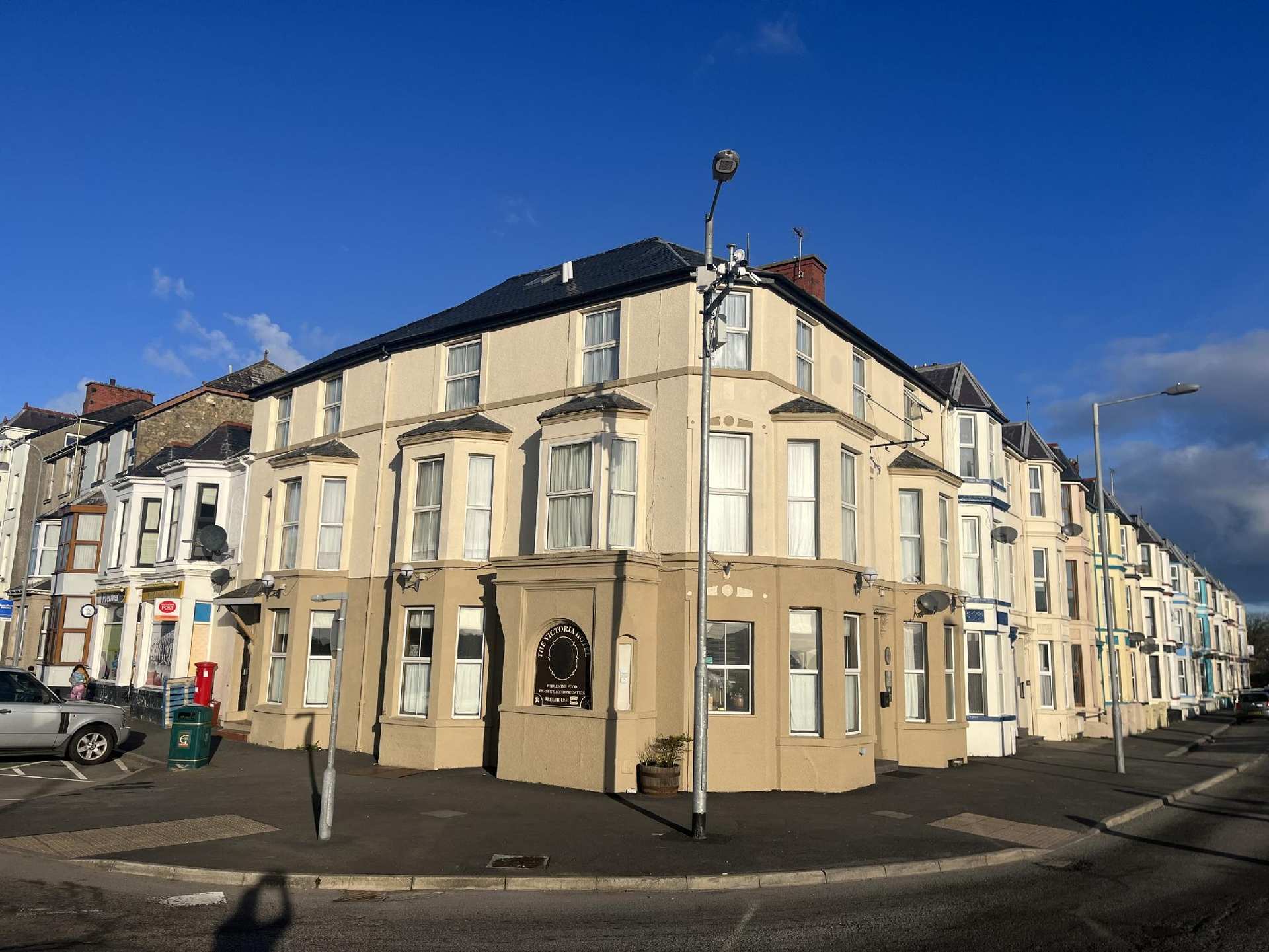 Victoria Hotel