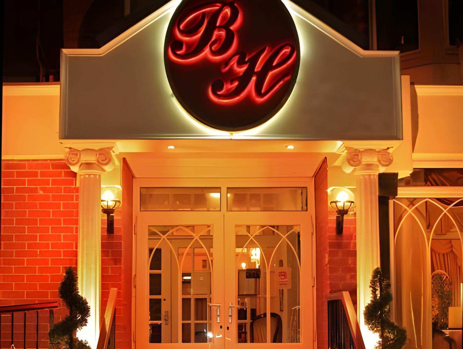 Bedford Hotel