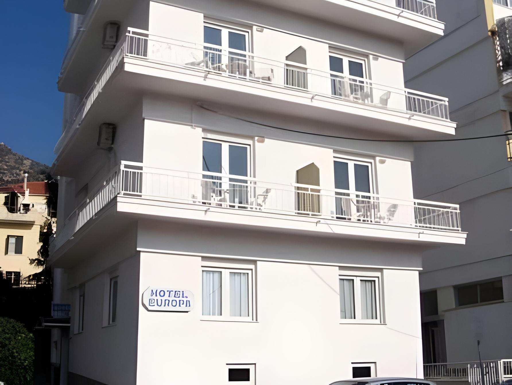 Hotel Europa - Family and Senior Friendly