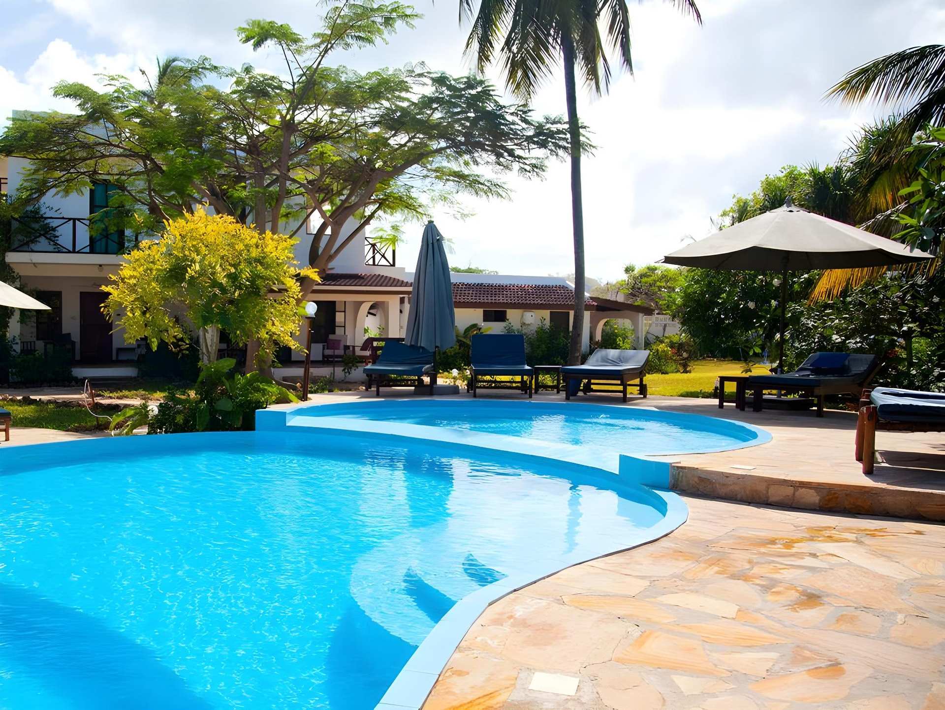 Flame Tree Cottages