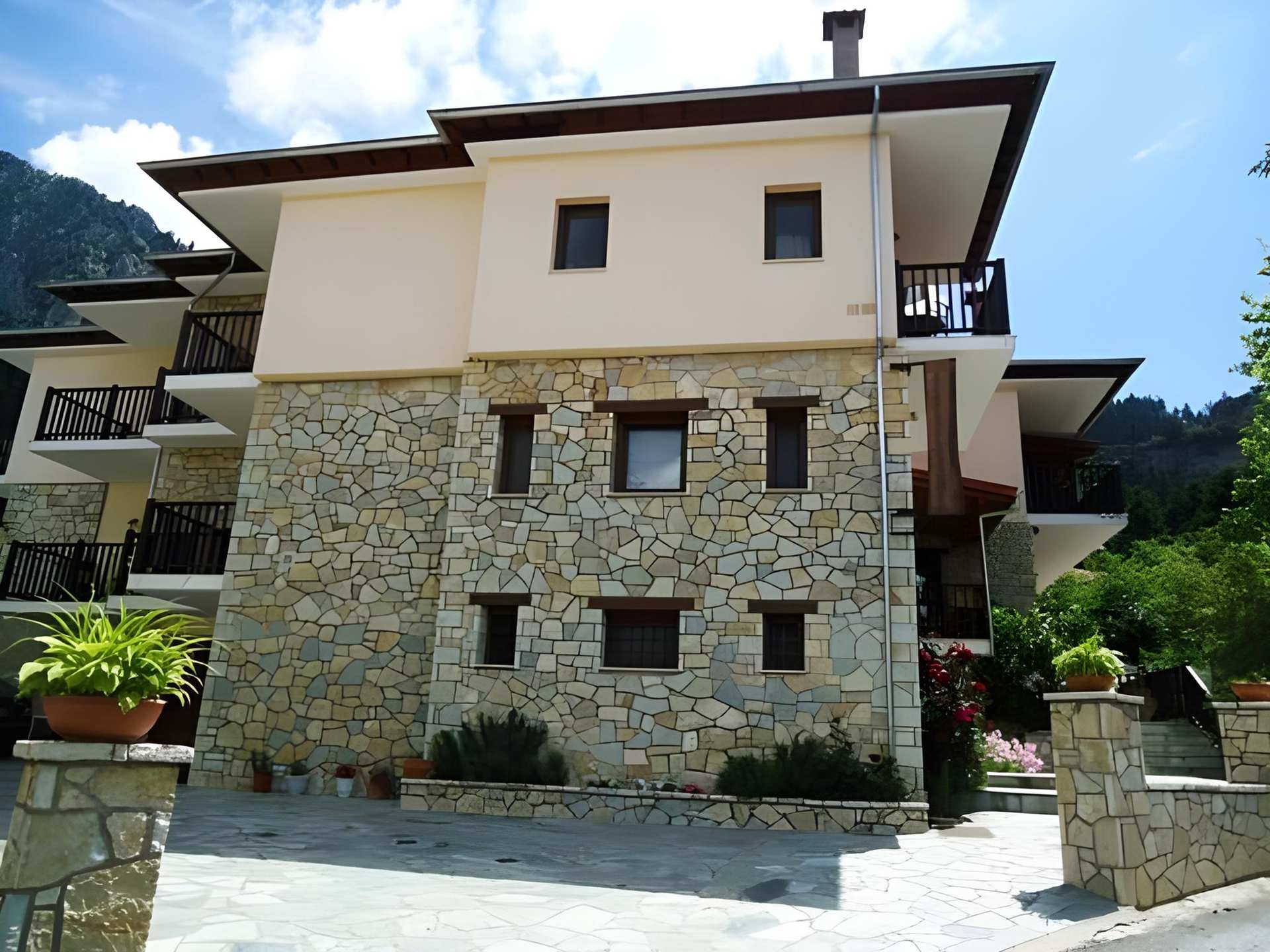 Hotel Kokkinos Vrachos
