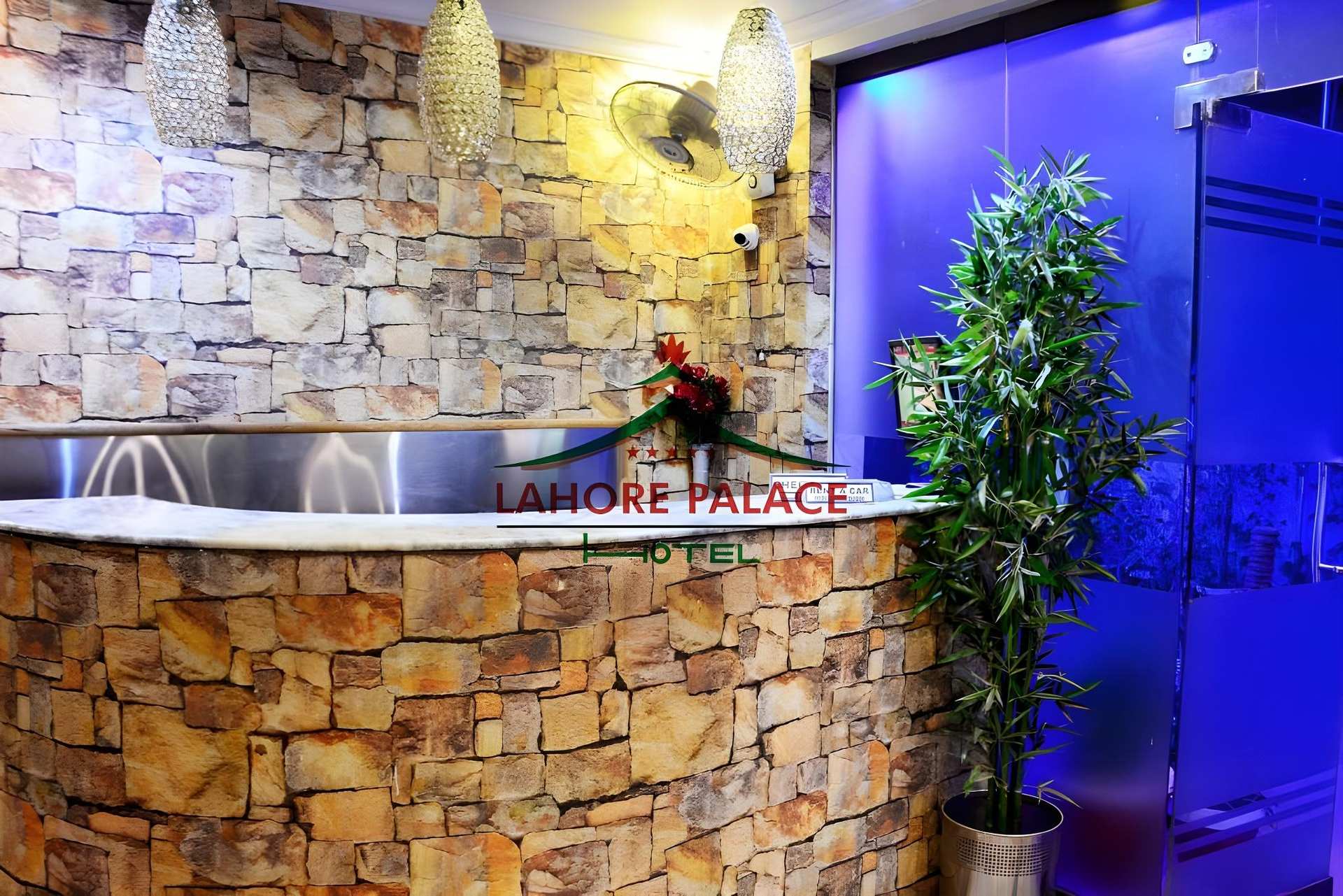 Rose Palace Hotel, Liberty