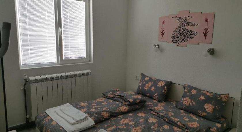 Diva Kompani Rooms