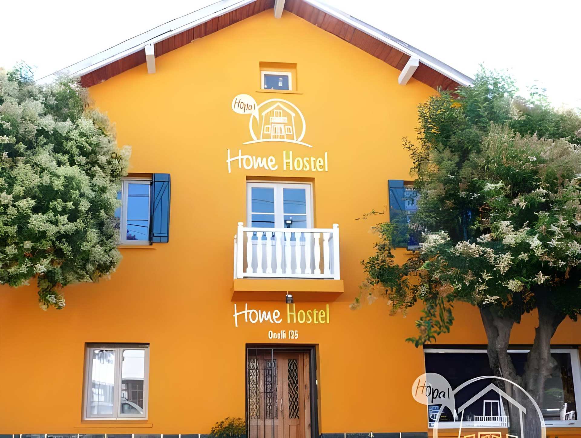 HOPA-Home Patagonia Hostel