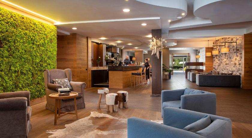 Sport Village Hotel & Spa