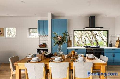 Spacious 4BR Rye Escape Heated Pool & Alfresco