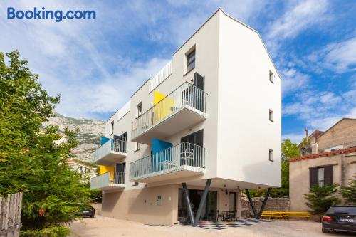 SUBTUB Hostel Makarska