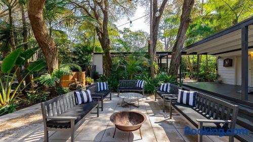 The One Pearl Beach- Pet Friendly, firepit, walk to beach