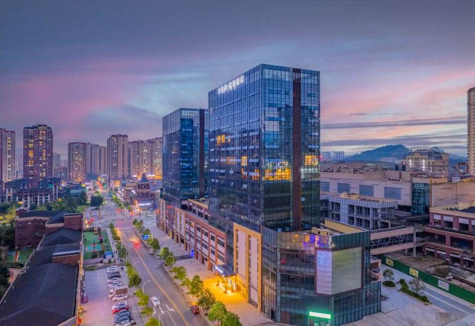 Yuesen Yizhi Hotel (Lianhu Branch, College of Arts and Sciences)