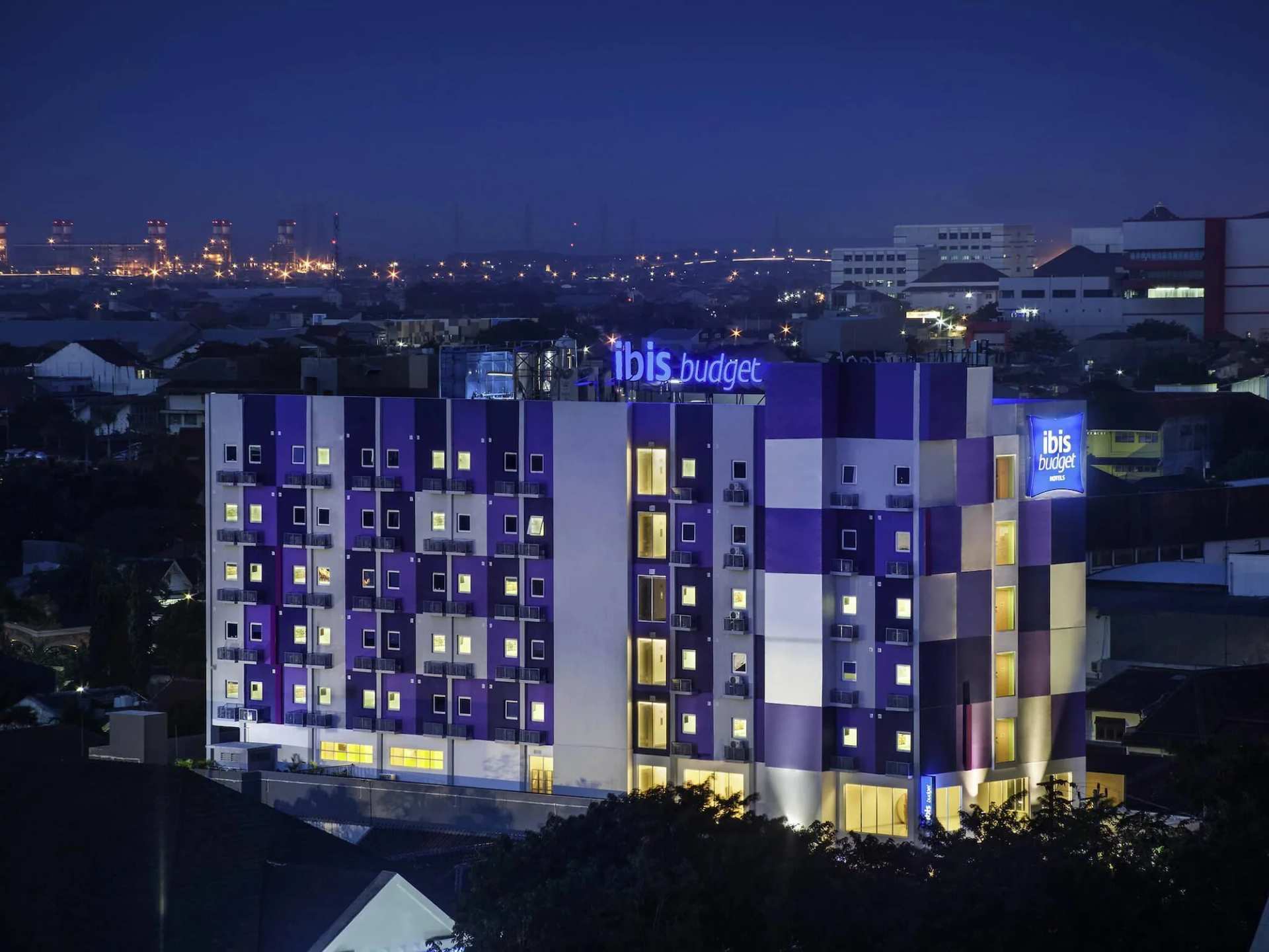 Ibis Budget Semarang Tendean