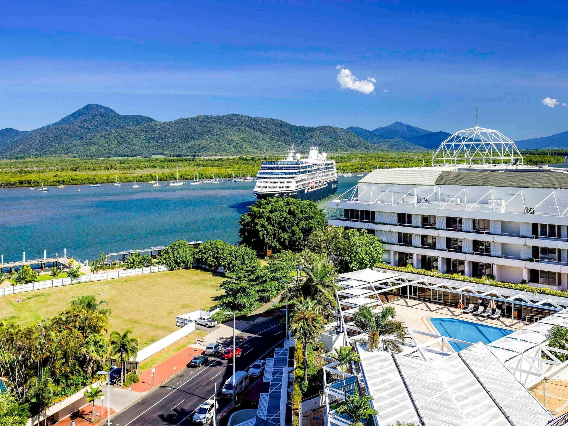 The Reef Hotel Casino Cairns - Handwritten Collection