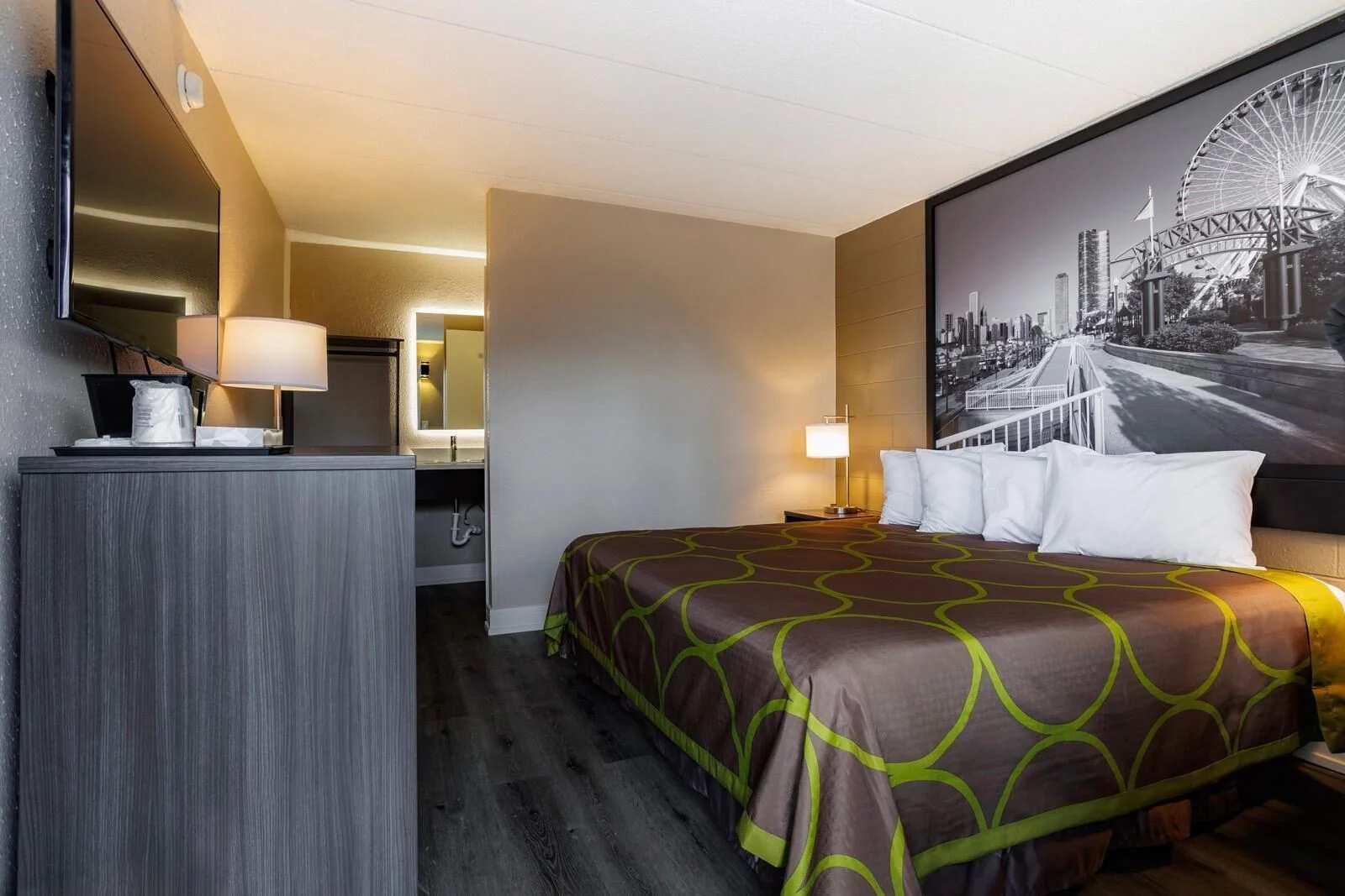 Super 8 by Wyndham Rockford South