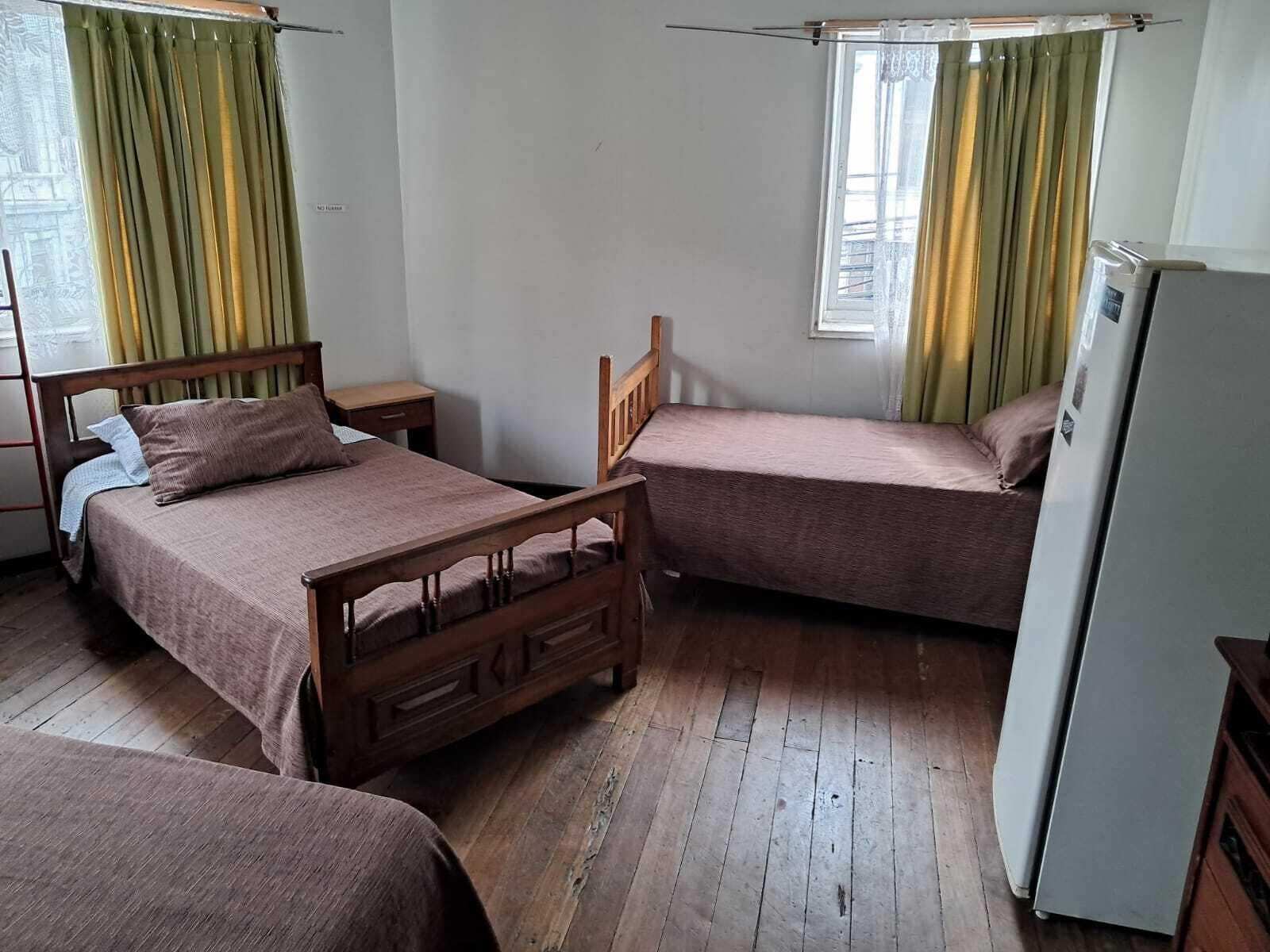 HOSTAL PUERTO LOUNGE