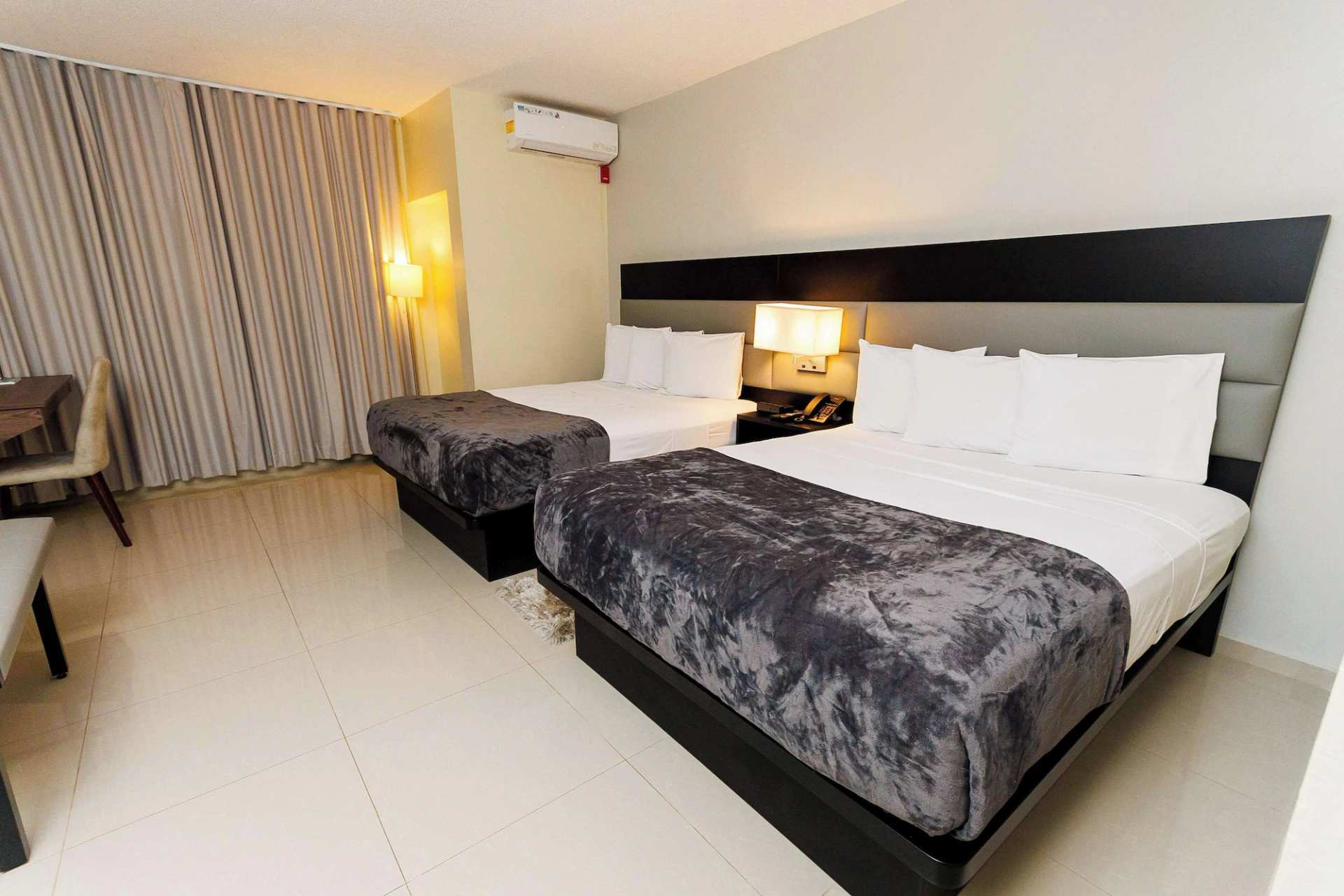 Brion City Hotel BW Signature Collection
