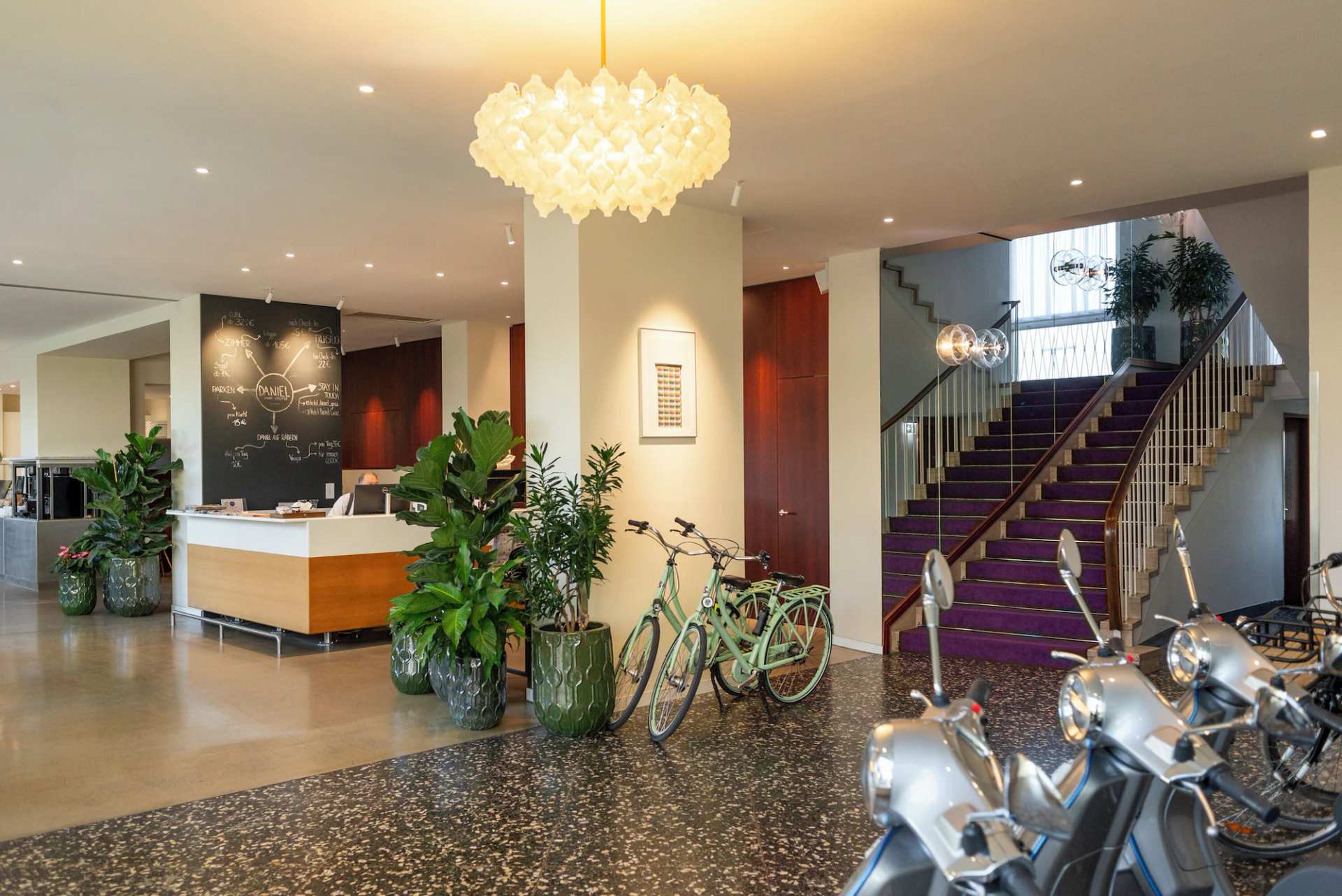 Hotel Daniel Graz - Smart Lifestyle Near City Centre