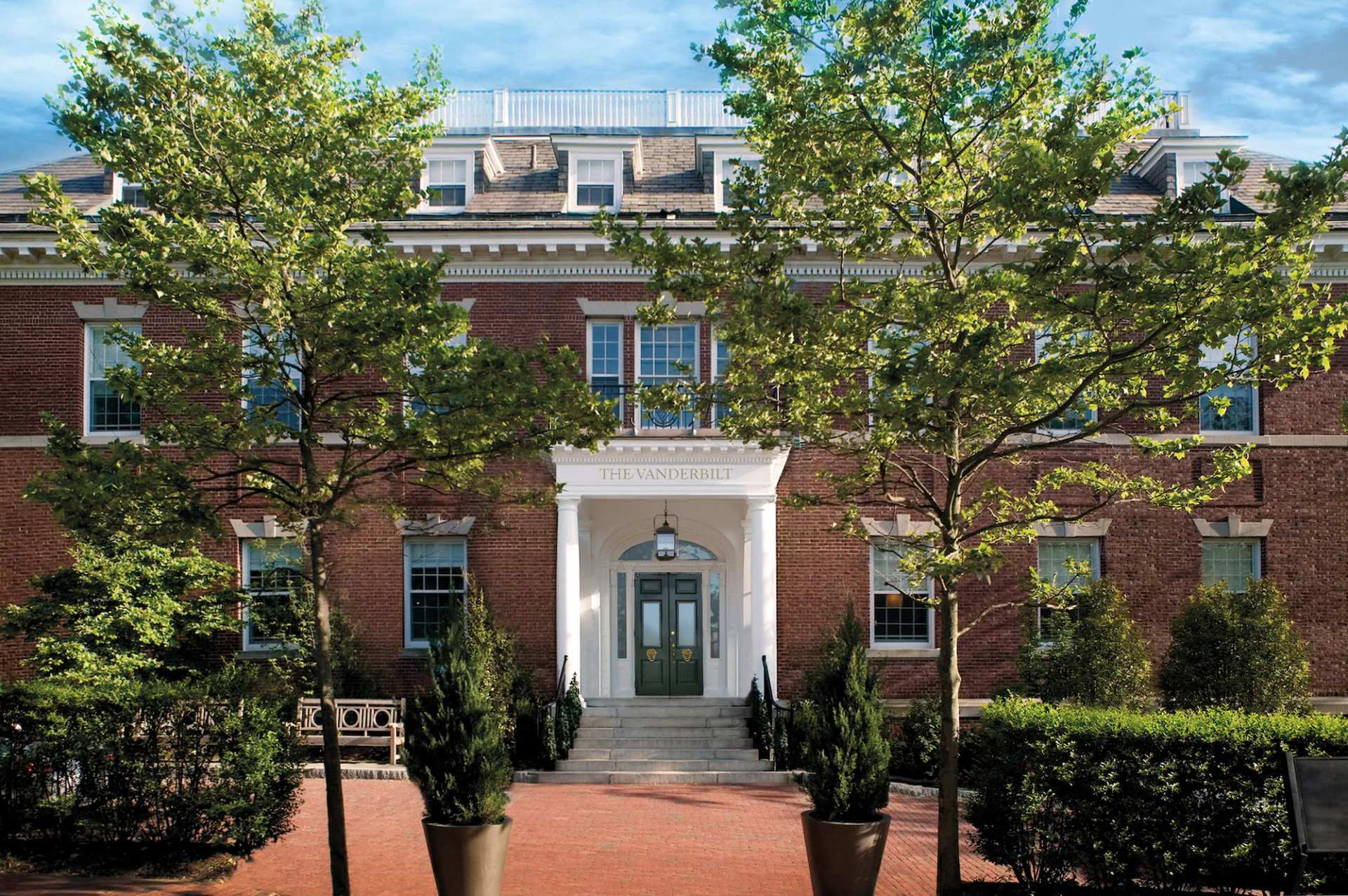 The Vanderbilt, Auberge Collection