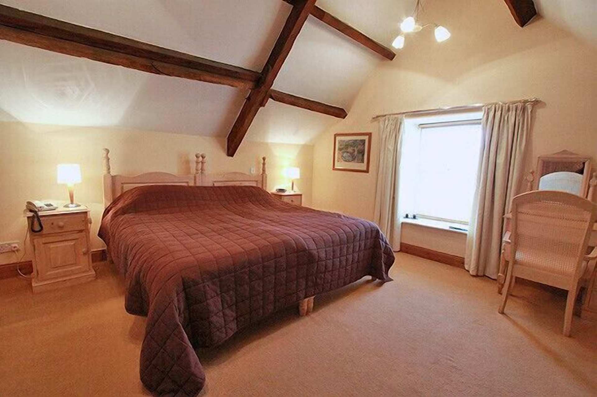 Centre Of Britain Hotel