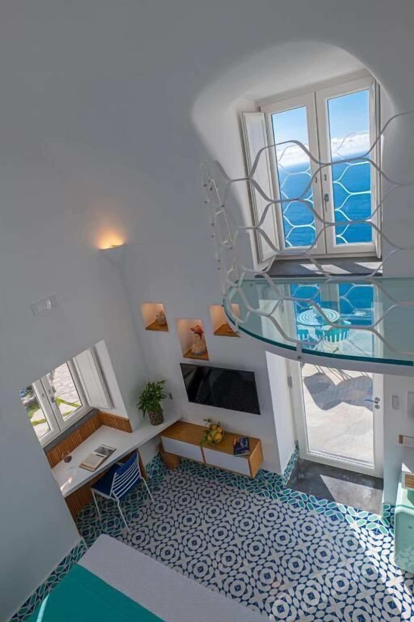 Petrea Lifestyle Suites