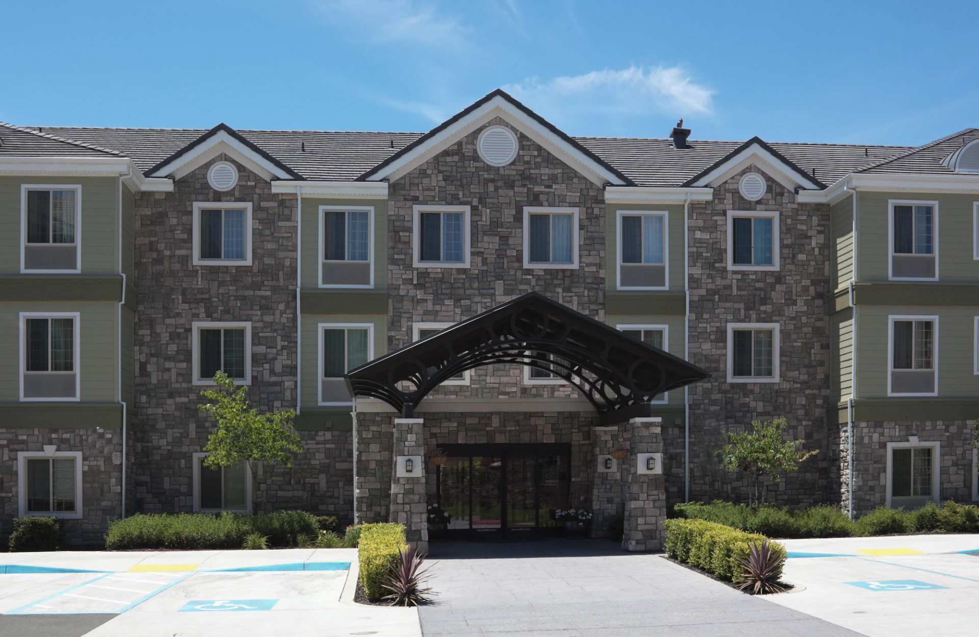 Staybridge Suites Fairfield Napa Valley Area by IHG