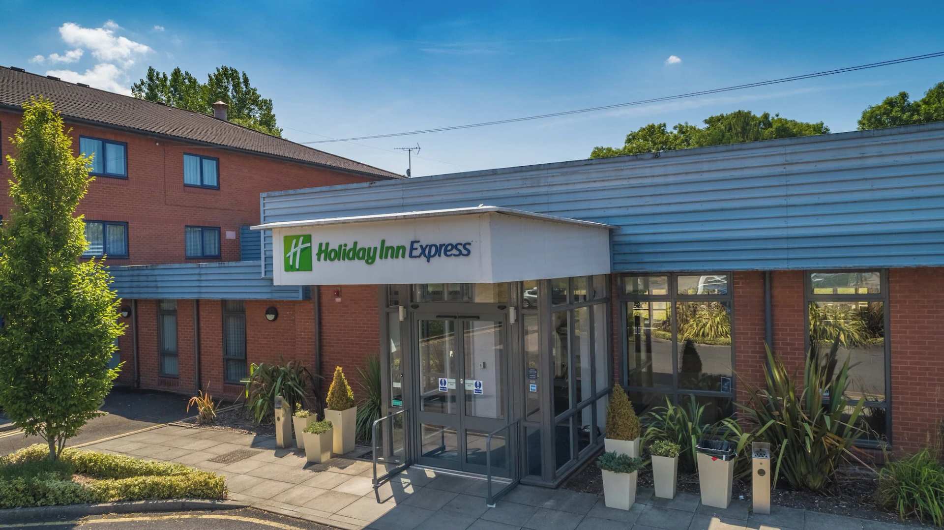 Holiday Inn Express Preston South by IHG