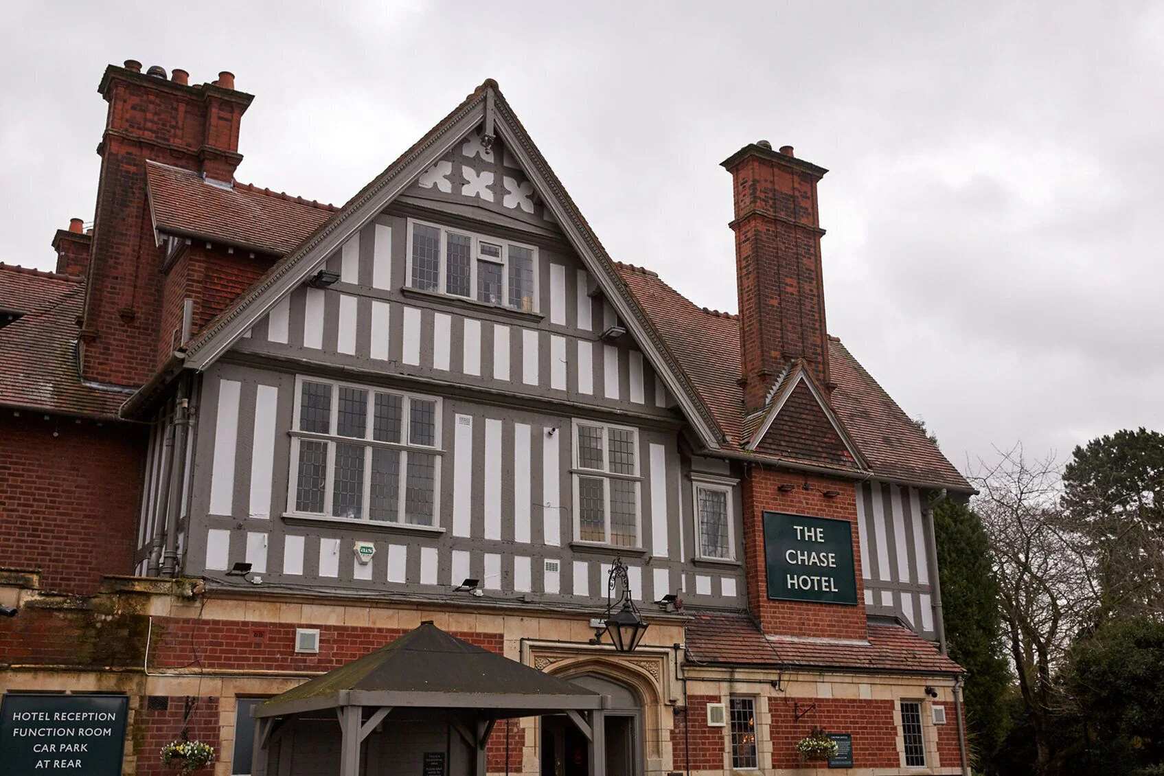 Chase Inn By Greene King Inns