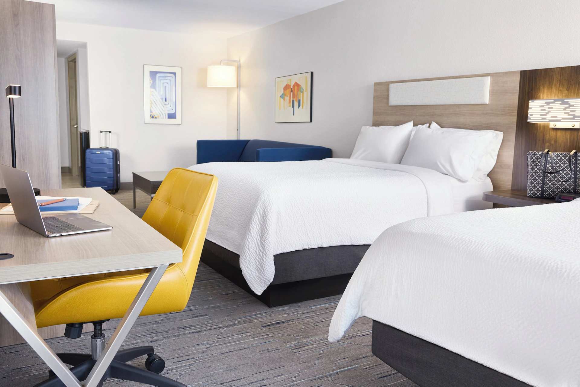 Holiday Inn Express & Suites Calera North by IHG