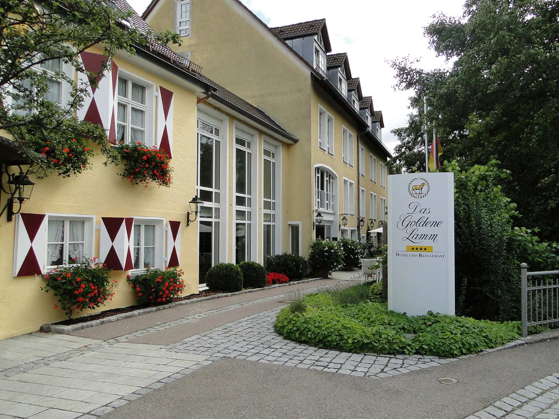 Das Goldene Lamm Hotel Aalen FEEL GOOD
