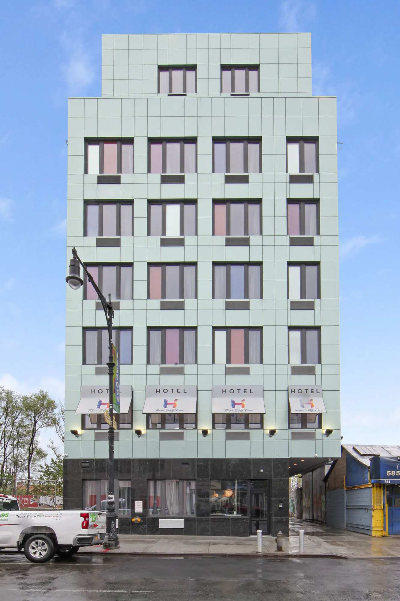 Hotel 365 Bronx - Yankee Stadium