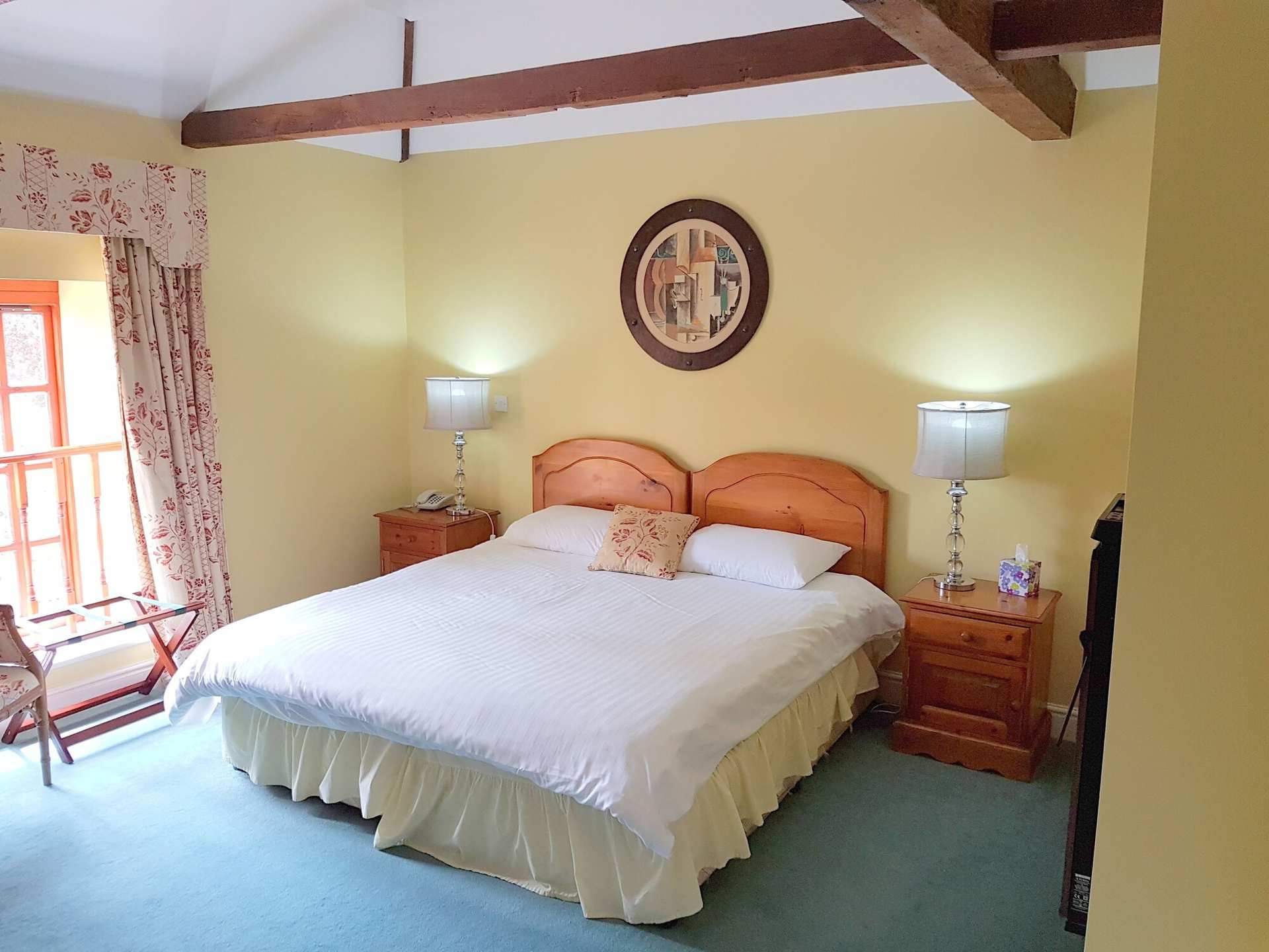 The Roade House Rooms
