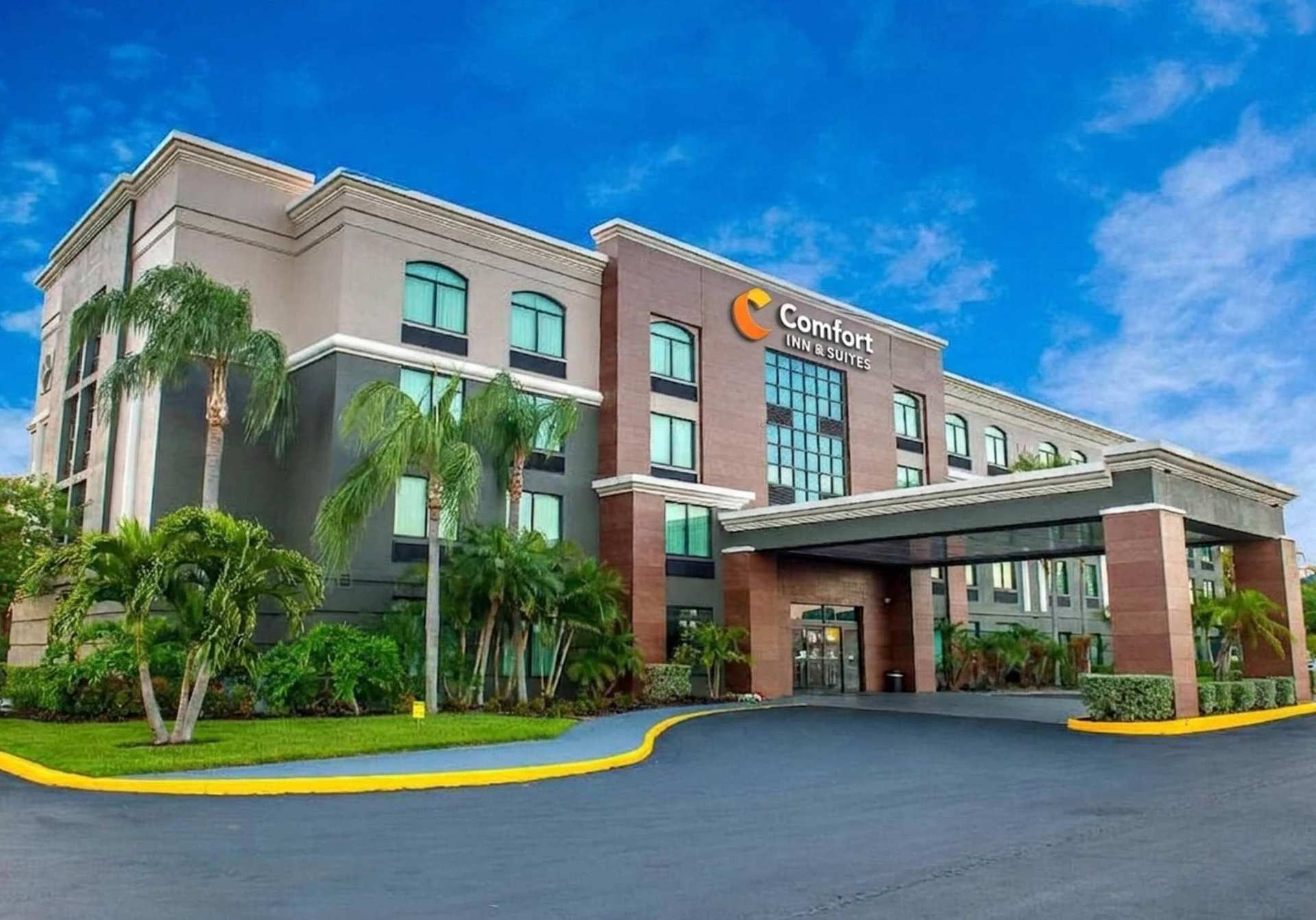 Comfort Inn & Suites Clearwater South