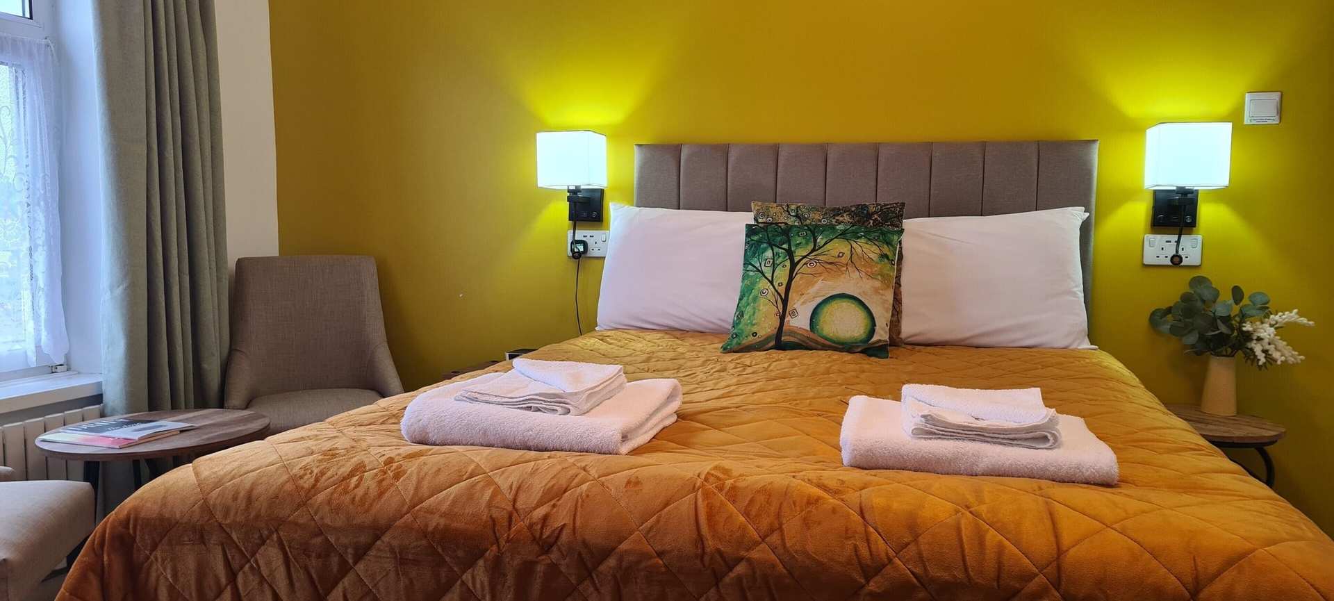 Torland Hotel - seafront location, guaranteed free parking