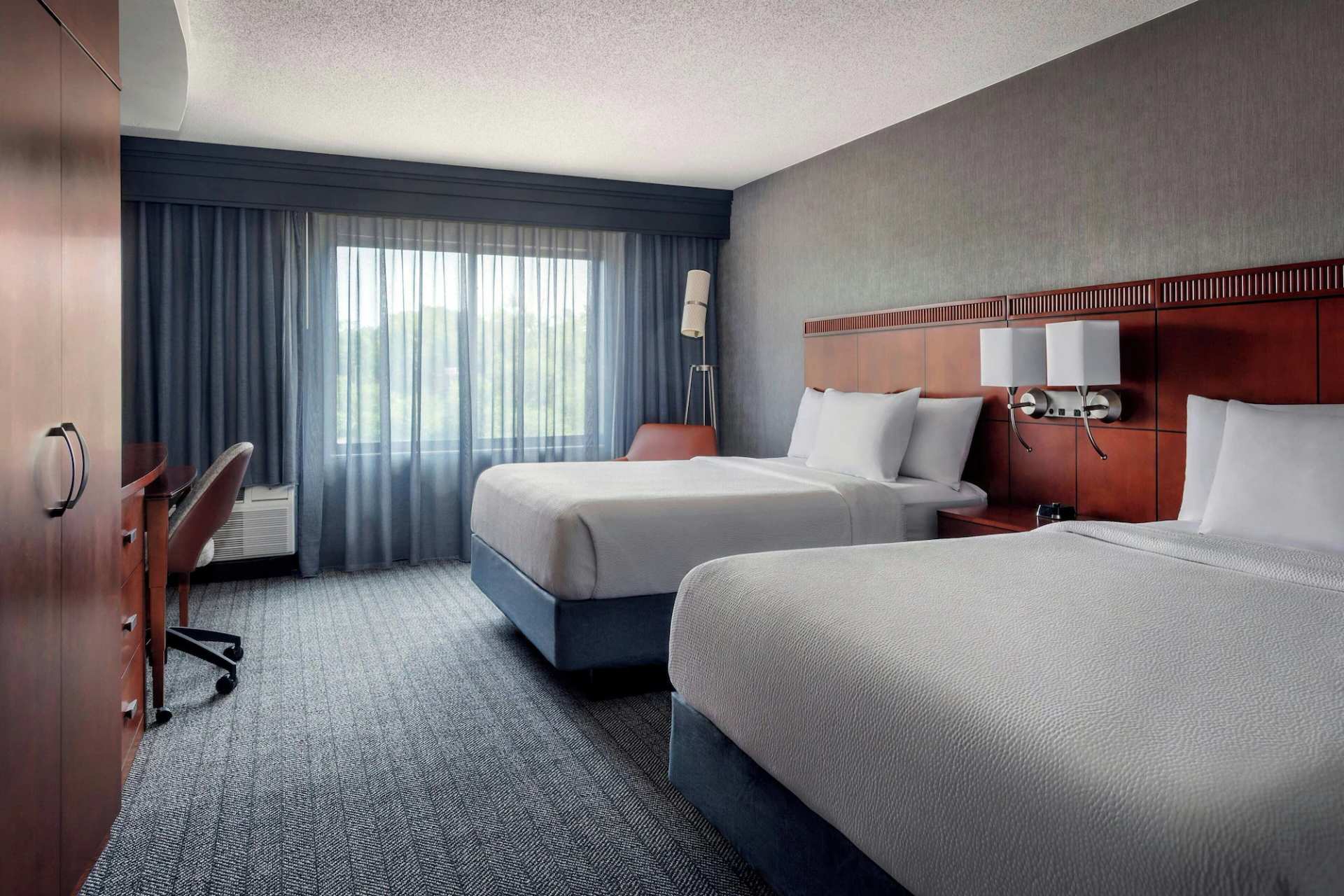 Courtyard by Marriott Paramus