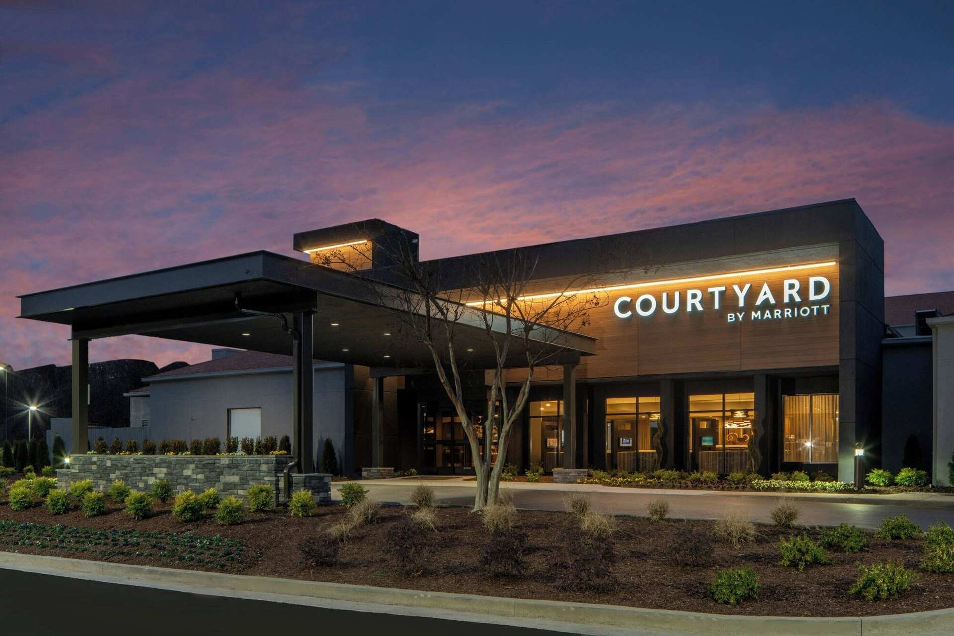 Courtyard by Marriott Memphis Airport