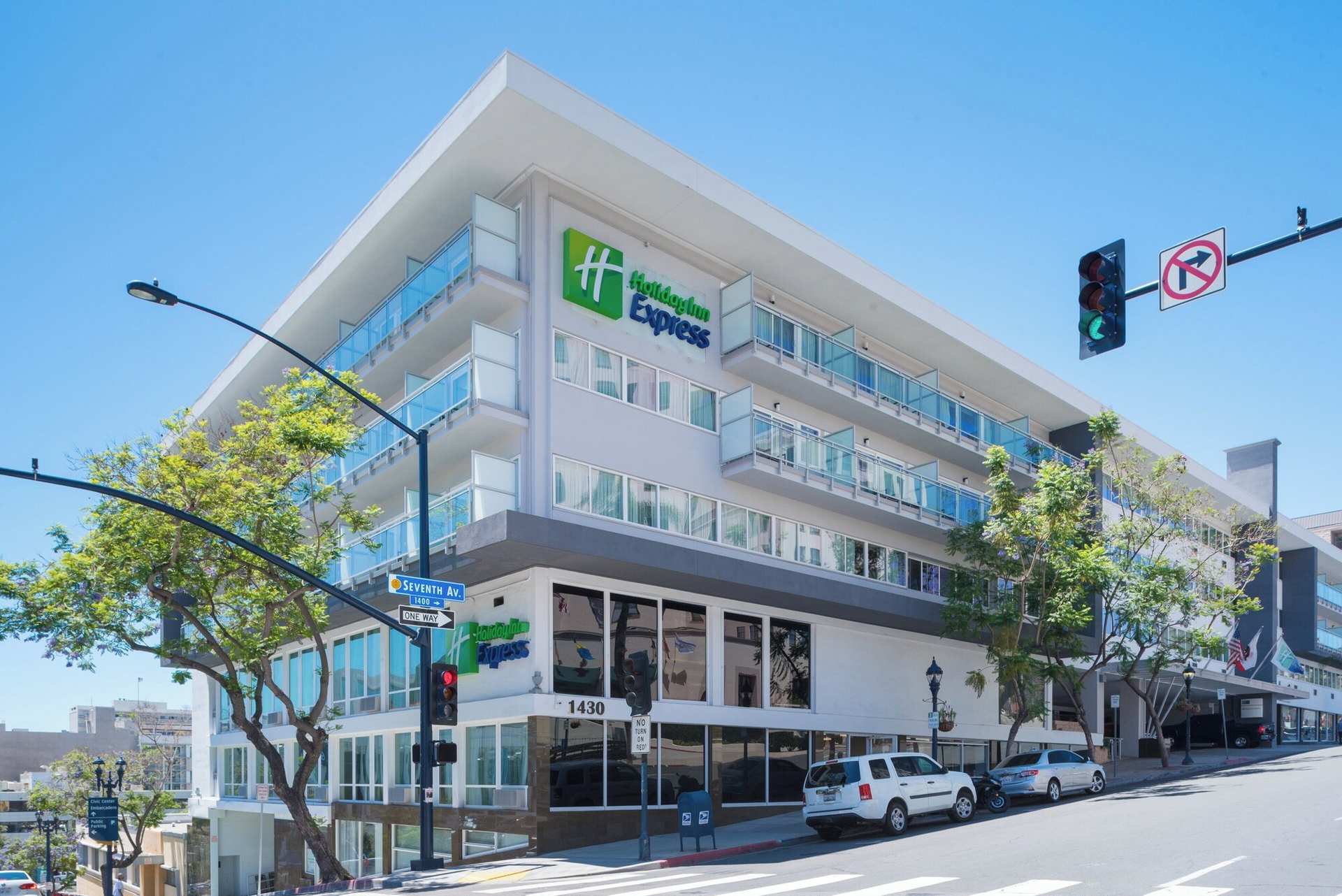 Holiday Inn Express - Downtown San Diego by IHG