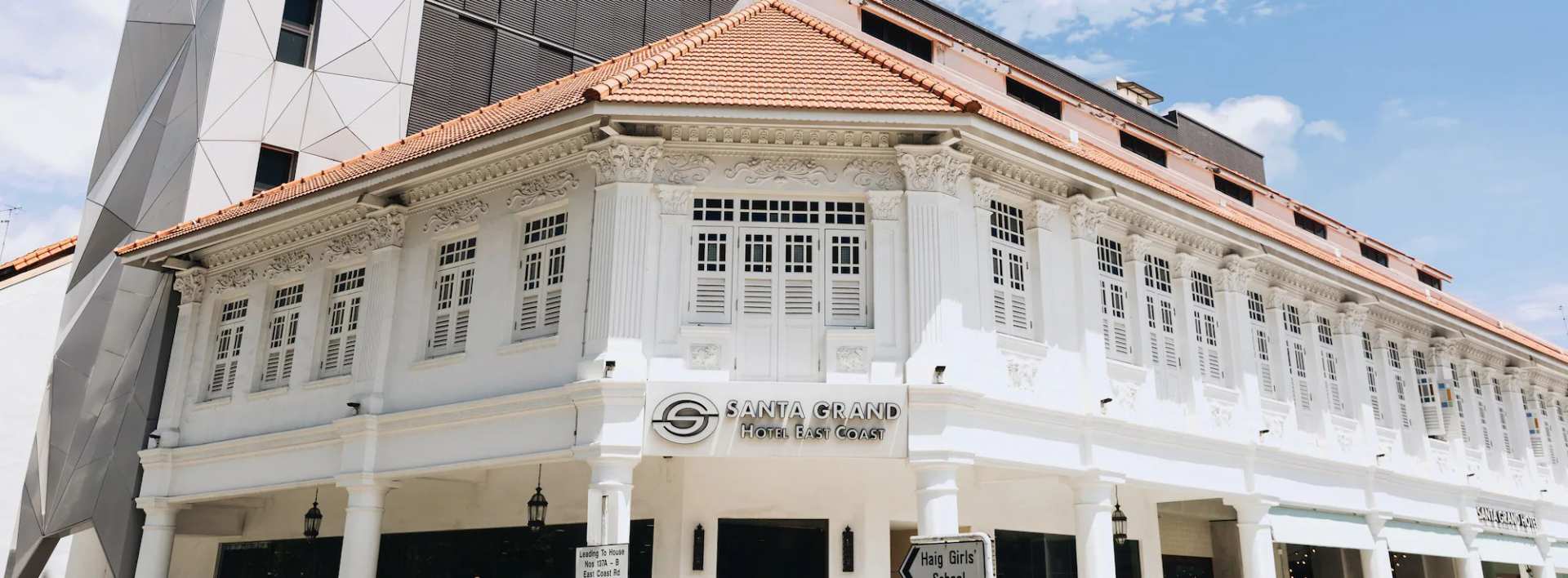 Santa Grand Hotel East Coast a NuVe Group Collection