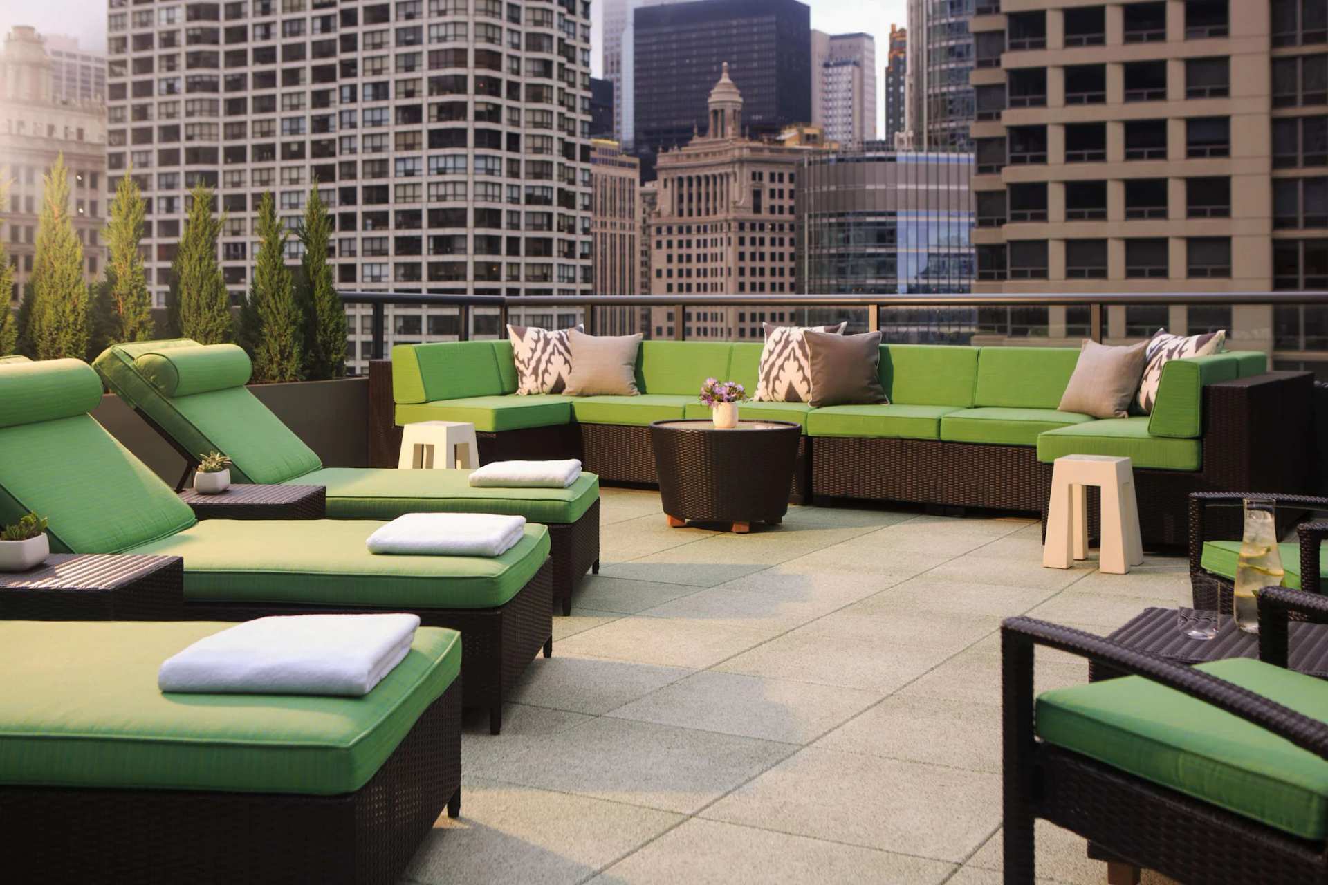 Hotel 505 River North