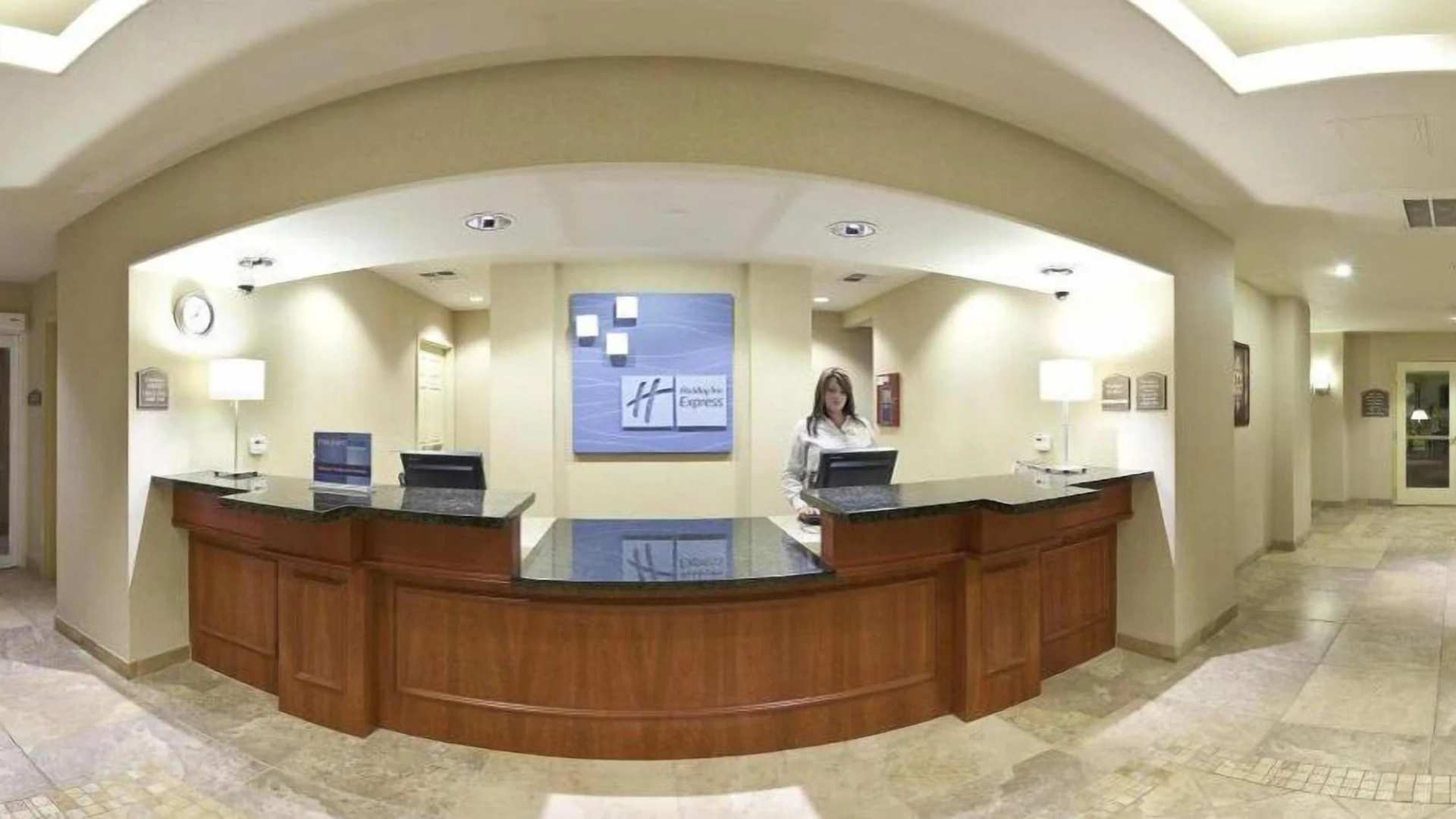 Holiday Inn Express Porterville by IHG