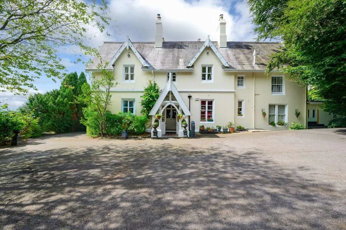Robin Hill House Heritage B&B