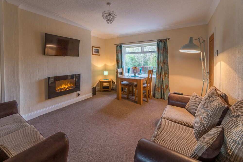 Poppy Cottage Vacant Nests Cozy retreat Wifi