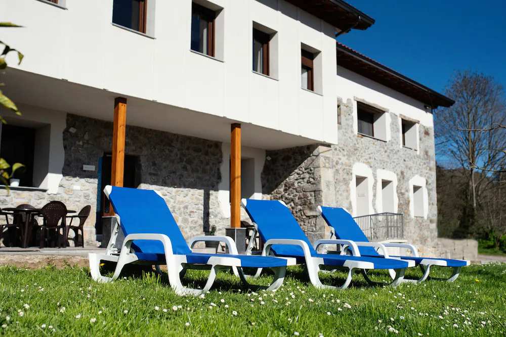 Apartament Pico Negro z dwiema sypialniami, salonem, kuchnią i łazienką