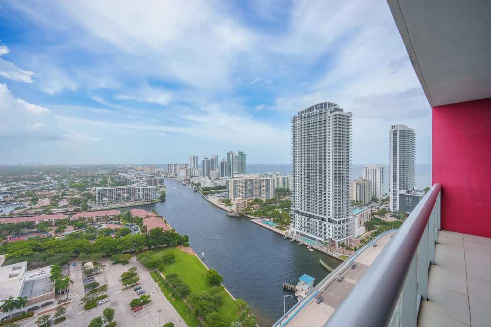 Condomínio Beachwalk Incrível 31 Andar Vista 2 Quarto 2 Casa de banho