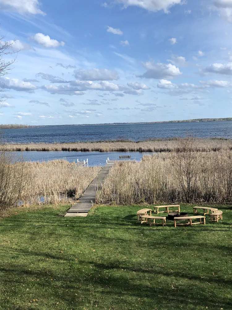The Perfect Location for Fun on Pelican Lake in Breezy Point!!