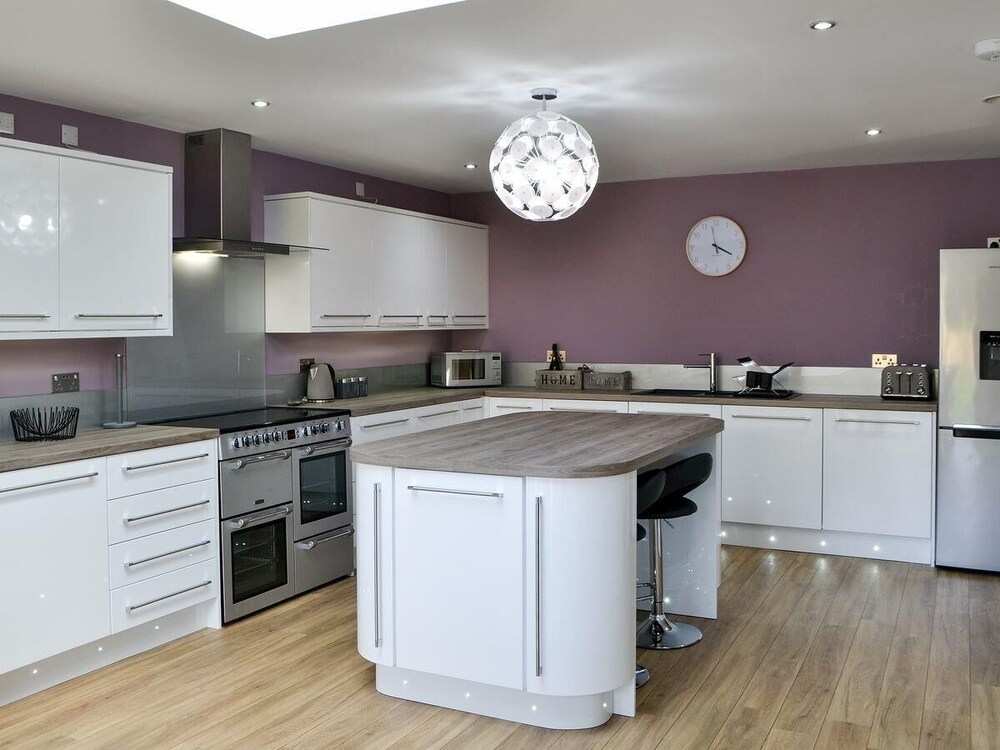 ANCRUM HUIS<br>accommodatie met eigen kookgelegenheid in Gretna Green met een bubbelbad
