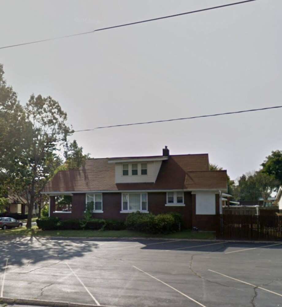 Craftsman styled home in the heart of downtown Highland