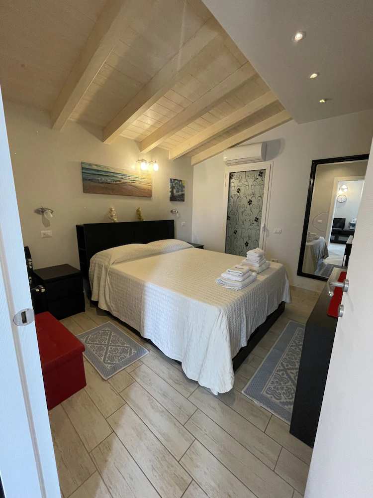 Il comfort di casa tua immersa tra mare e monti
