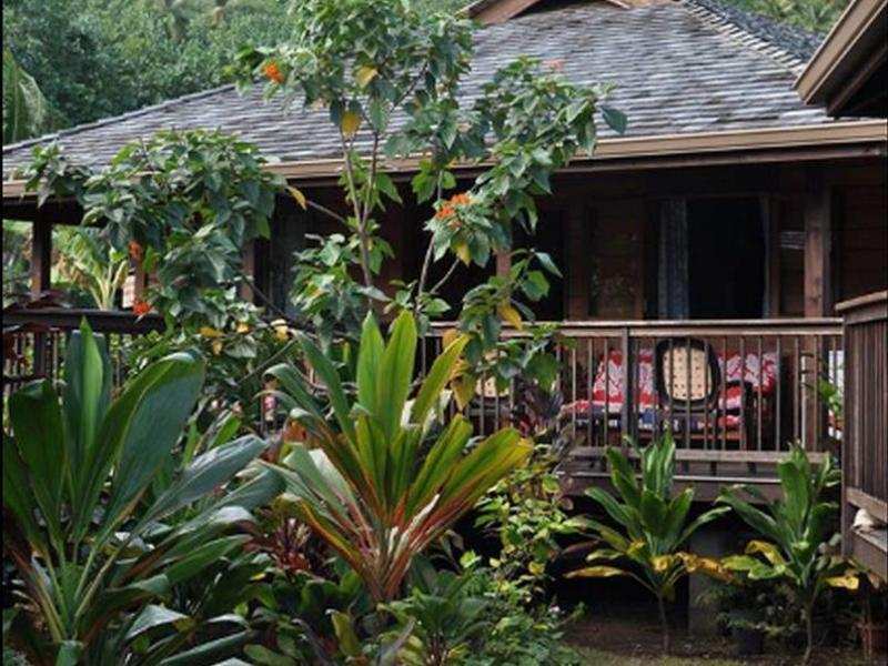 Moorea Surf Bed and Breakfast