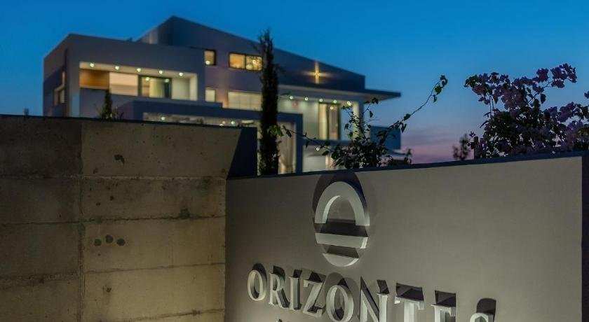 Luxury Villa Orizontes With Private Outdoor & Heated Indoor Pool, Hot Tub & Gym