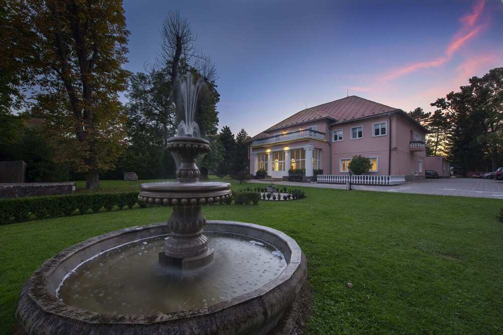 Hotel Svätojánsky Kastiel