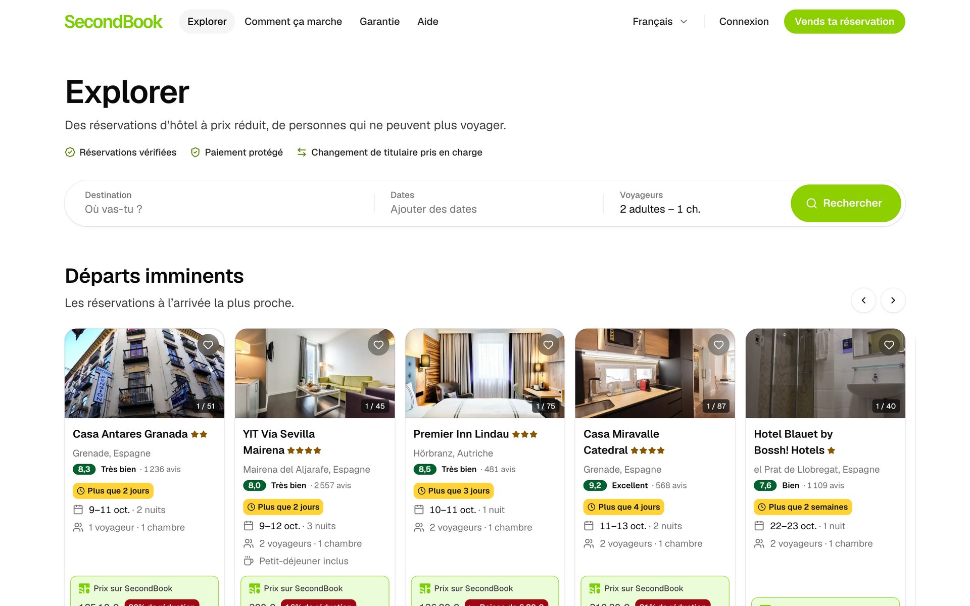 Page Explorer avec la recherche d’hôtels et une rangée de réservations à prix réduit qui commencent bientôt.